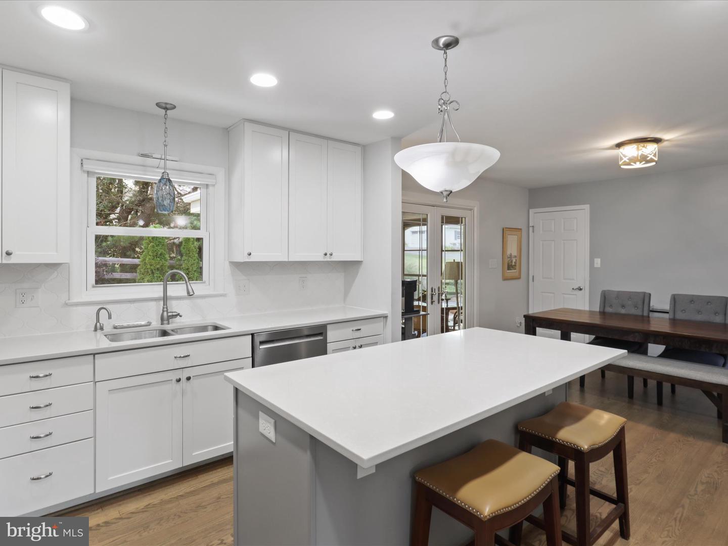 2736 CALKINS RD, HERNDON, Virginia 20171, 3 Bedrooms Bedrooms, 16 Rooms Rooms,4 BathroomsBathrooms,Residential,For sale,2736 CALKINS RD,VAFX2273088 MLS # VAFX2273088