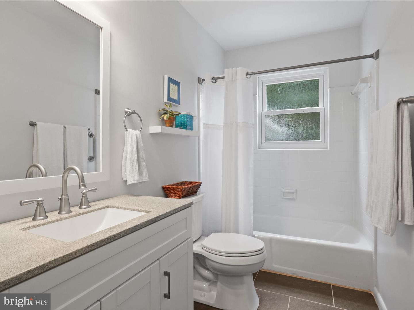 2736 CALKINS RD, HERNDON, Virginia 20171, 3 Bedrooms Bedrooms, 16 Rooms Rooms,4 BathroomsBathrooms,Residential,For sale,2736 CALKINS RD,VAFX2273088 MLS # VAFX2273088