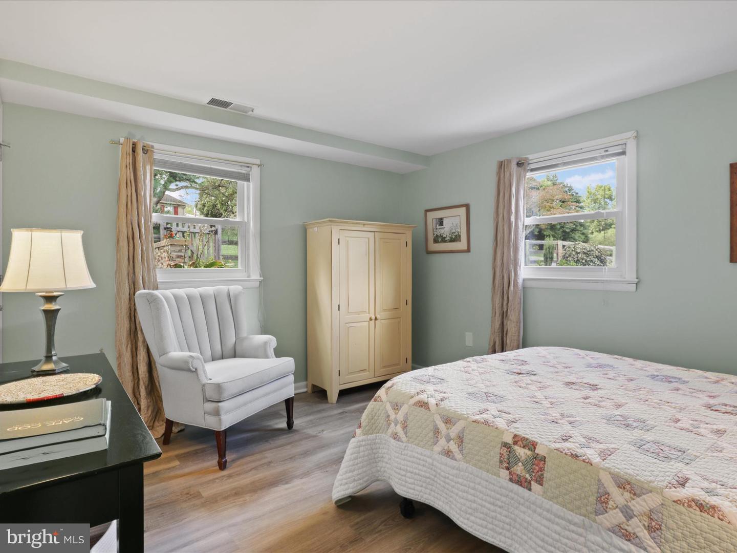 2736 CALKINS RD, HERNDON, Virginia 20171, 3 Bedrooms Bedrooms, 16 Rooms Rooms,4 BathroomsBathrooms,Residential,For sale,2736 CALKINS RD,VAFX2273088 MLS # VAFX2273088