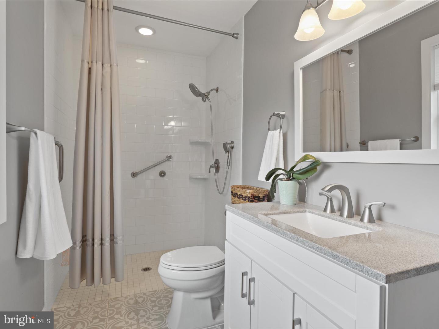 2736 CALKINS RD, HERNDON, Virginia 20171, 3 Bedrooms Bedrooms, 16 Rooms Rooms,4 BathroomsBathrooms,Residential,For sale,2736 CALKINS RD,VAFX2273088 MLS # VAFX2273088