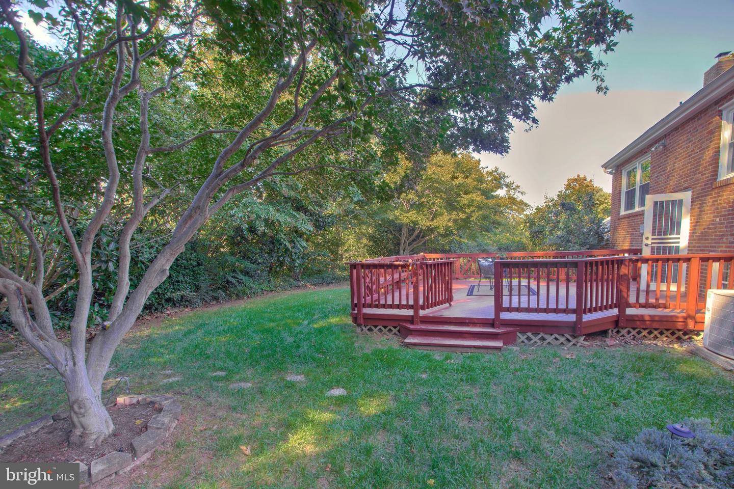 7204 REGENT DR, ALEXANDRIA, Virginia 22307, 4 Bedrooms Bedrooms, 7 Rooms Rooms,2 BathroomsBathrooms,Residential,For sale,7204 REGENT DR,VAFX2273098 MLS # VAFX2273098