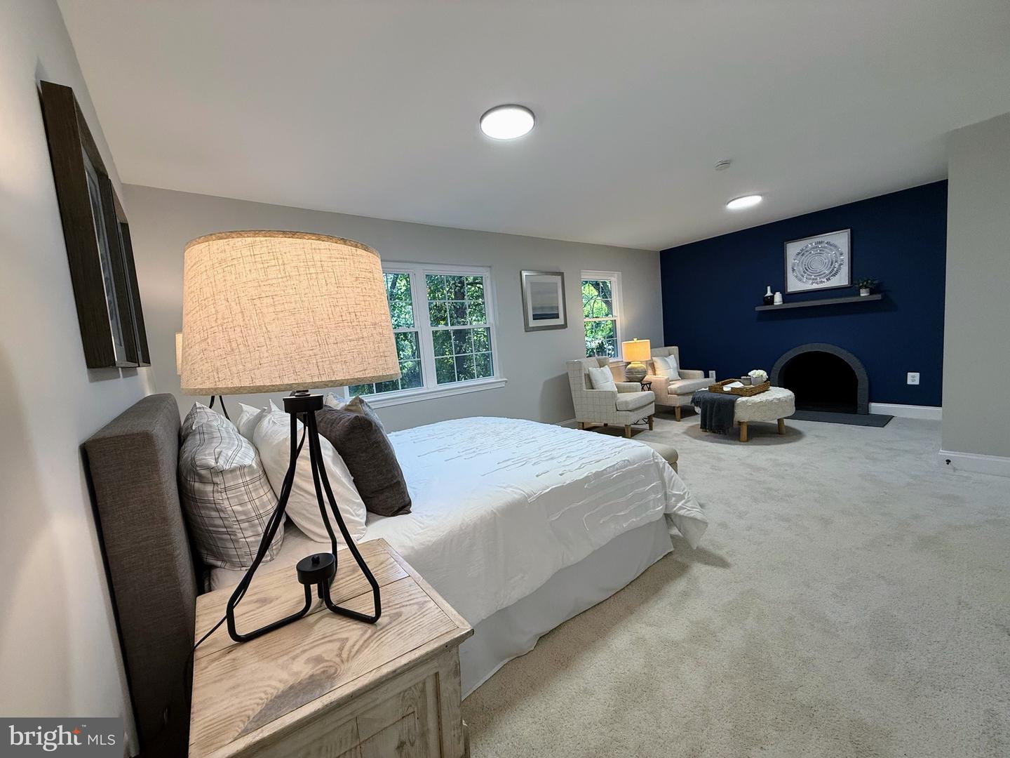 9983 HEMLOCK WOODS LN, BURKE, Virginia 22015, 3 Bedrooms Bedrooms, ,3 BathroomsBathrooms,Residential,For sale,9983 HEMLOCK WOODS LN,VAFX2273126 MLS # VAFX2273126
