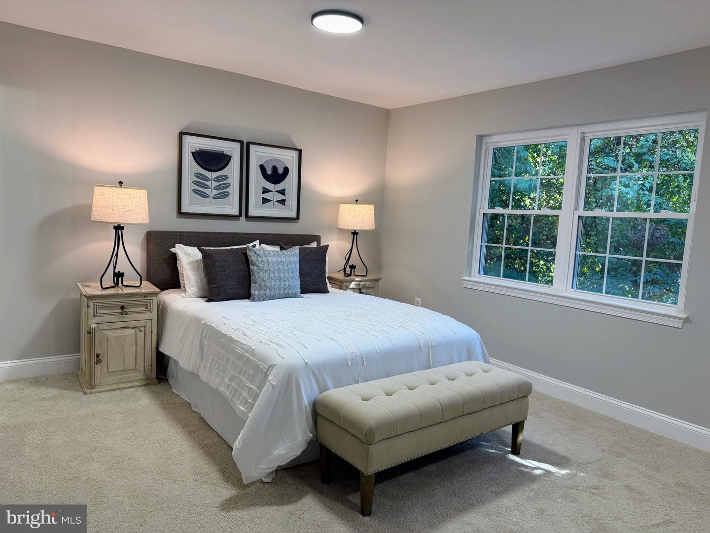 9983 HEMLOCK WOODS LN, BURKE, Virginia 22015, 3 Bedrooms Bedrooms, ,3 BathroomsBathrooms,Residential,For sale,9983 HEMLOCK WOODS LN,VAFX2273126 MLS # VAFX2273126
