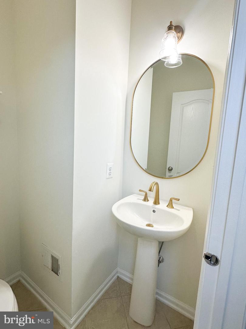 23069 WEYBRIDGE SQ, BROADLANDS, Virginia 20148, 4 Bedrooms Bedrooms, ,2 BathroomsBathrooms,Residential,For sale,23069 WEYBRIDGE SQ,VALO2108380 MLS # VALO2108380