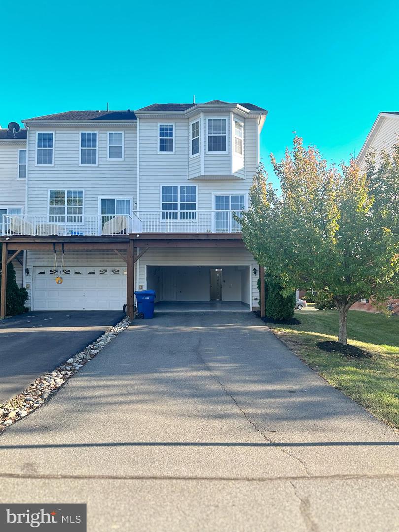 23069 WEYBRIDGE SQ, BROADLANDS, Virginia 20148, 4 Bedrooms Bedrooms, ,2 BathroomsBathrooms,Residential,For sale,23069 WEYBRIDGE SQ,VALO2108380 MLS # VALO2108380