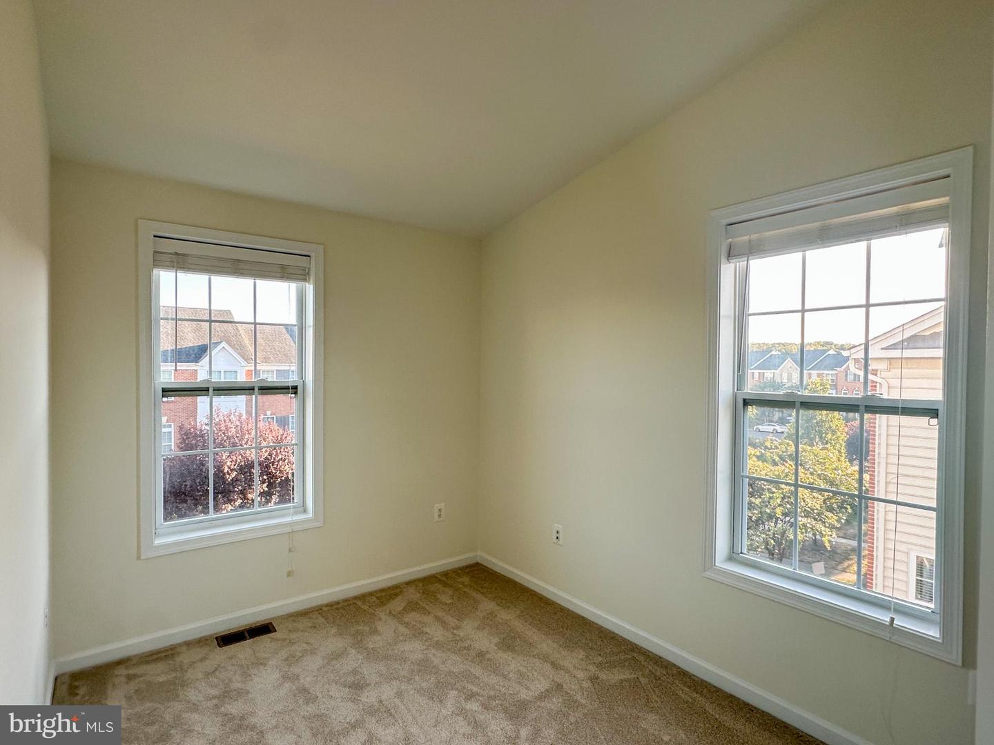23069 WEYBRIDGE SQ, BROADLANDS, Virginia 20148, 4 Bedrooms Bedrooms, ,2 BathroomsBathrooms,Residential,For sale,23069 WEYBRIDGE SQ,VALO2108380 MLS # VALO2108380