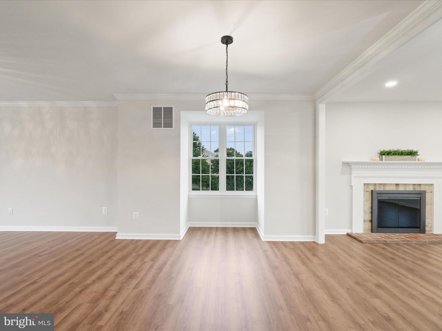21098 FIRESIDE CT, STERLING, Virginia 20164, 4 Bedrooms Bedrooms, ,3 BathroomsBathrooms,Residential,For sale,21098 FIRESIDE CT,VALO2108382 MLS # VALO2108382