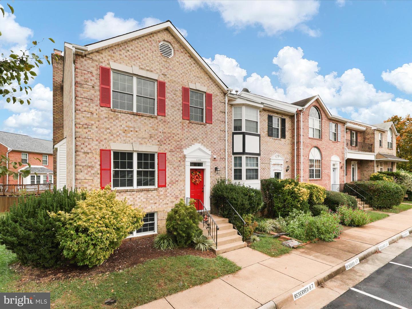 21098 FIRESIDE CT, STERLING, Virginia 20164, 4 Bedrooms Bedrooms, ,3 BathroomsBathrooms,Residential,For sale,21098 FIRESIDE CT,VALO2108382 MLS # VALO2108382