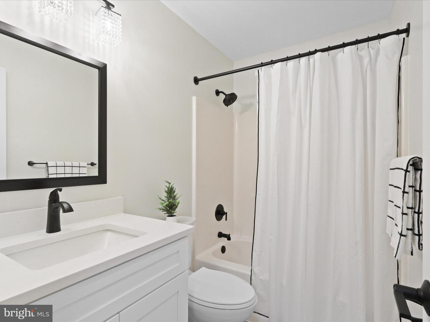 21098 FIRESIDE CT, STERLING, Virginia 20164, 4 Bedrooms Bedrooms, ,3 BathroomsBathrooms,Residential,For sale,21098 FIRESIDE CT,VALO2108382 MLS # VALO2108382