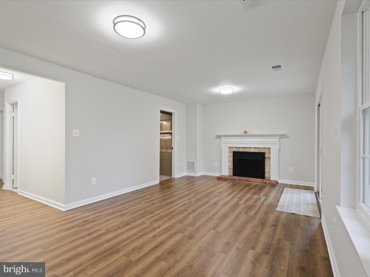 21098 FIRESIDE CT, STERLING, Virginia 20164, 4 Bedrooms Bedrooms, ,3 BathroomsBathrooms,Residential,For sale,21098 FIRESIDE CT,VALO2108382 MLS # VALO2108382