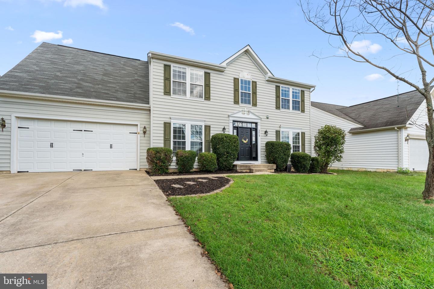 5219 JOSHUA TREE CIR, FREDERICKSBURG, Virginia 22407, 5 Bedrooms Bedrooms, ,3 BathroomsBathrooms,Residential,For sale,5219 JOSHUA TREE CIR,VASP2036762 MLS # VASP2036762