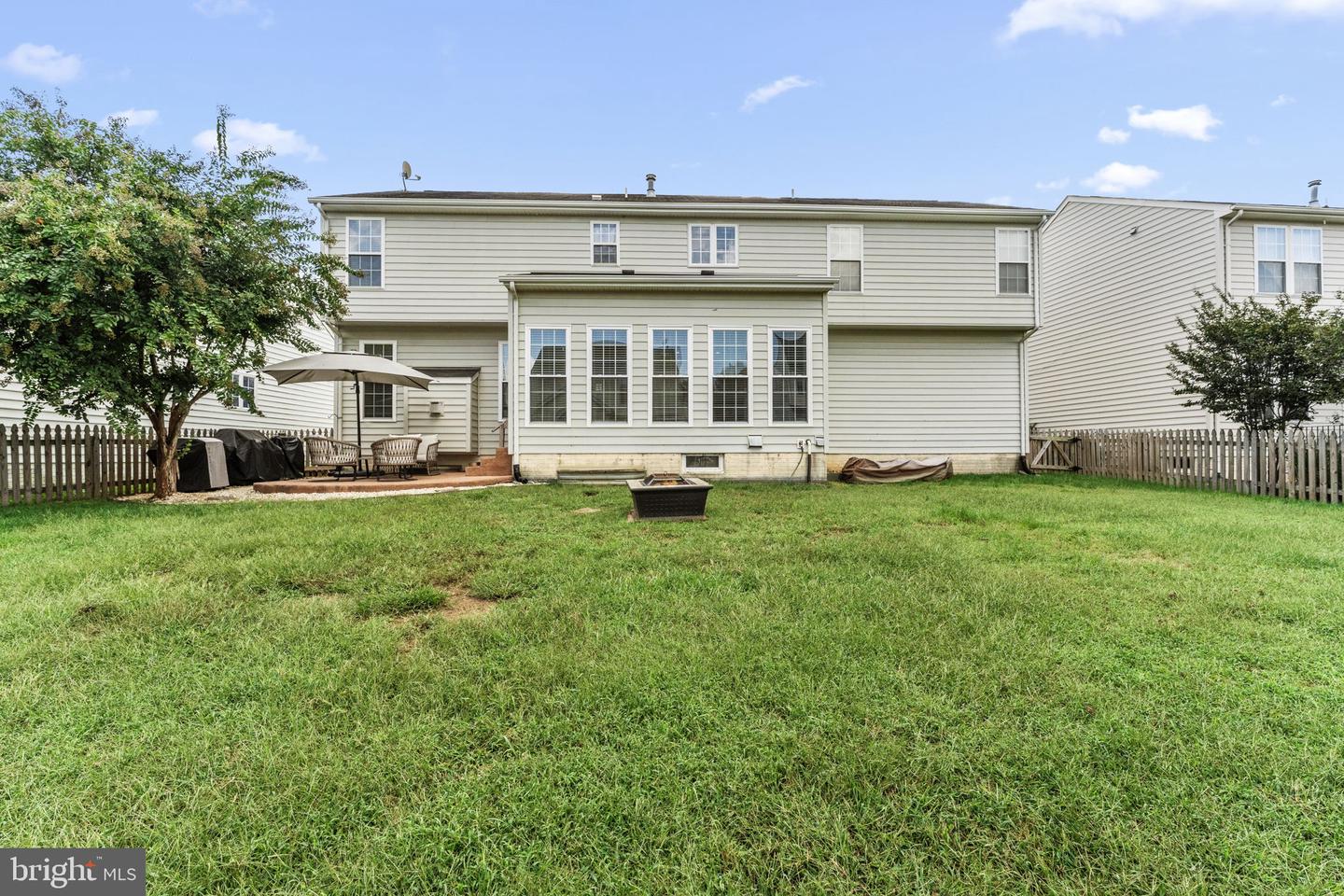 5219 JOSHUA TREE CIR, FREDERICKSBURG, Virginia 22407, 5 Bedrooms Bedrooms, ,3 BathroomsBathrooms,Residential,For sale,5219 JOSHUA TREE CIR,VASP2036762 MLS # VASP2036762