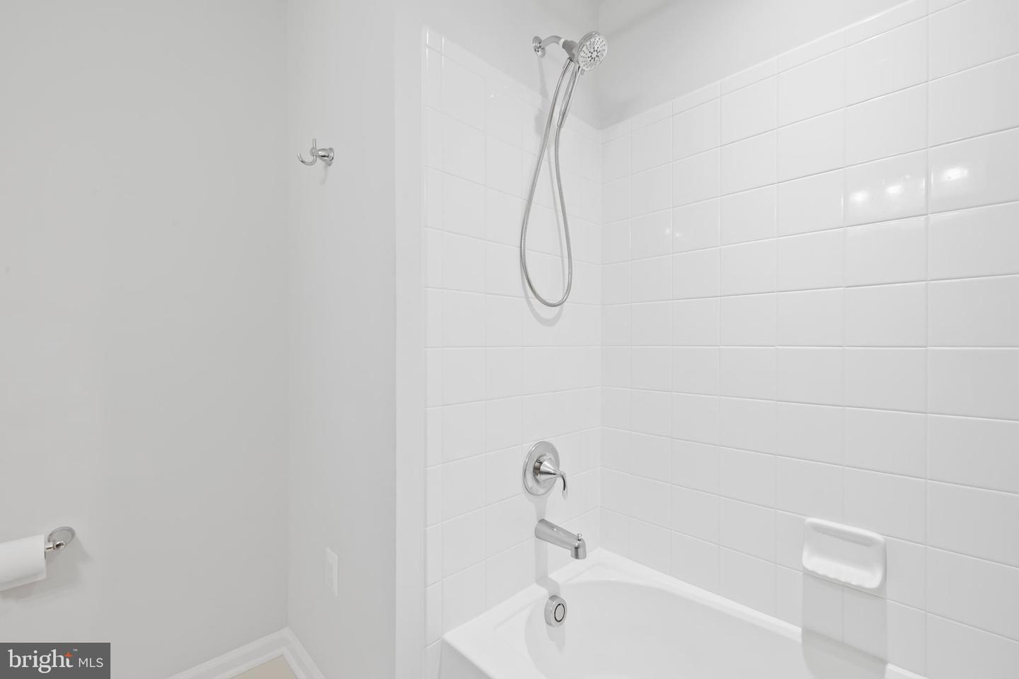 9432 DESCHAMP CT, MANASSAS, Virginia 20112, 4 Bedrooms Bedrooms, ,3 BathroomsBathrooms,Residential,For sale,9432 DESCHAMP CT,VAPW2105528 MLS # VAPW2105528