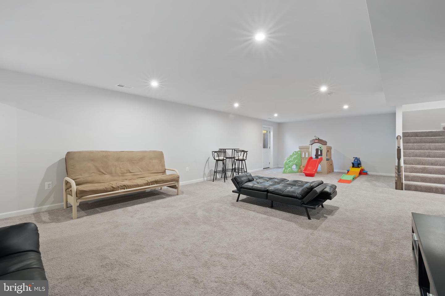 9432 DESCHAMP CT, MANASSAS, Virginia 20112, 4 Bedrooms Bedrooms, ,3 BathroomsBathrooms,Residential,For sale,9432 DESCHAMP CT,VAPW2105528 MLS # VAPW2105528