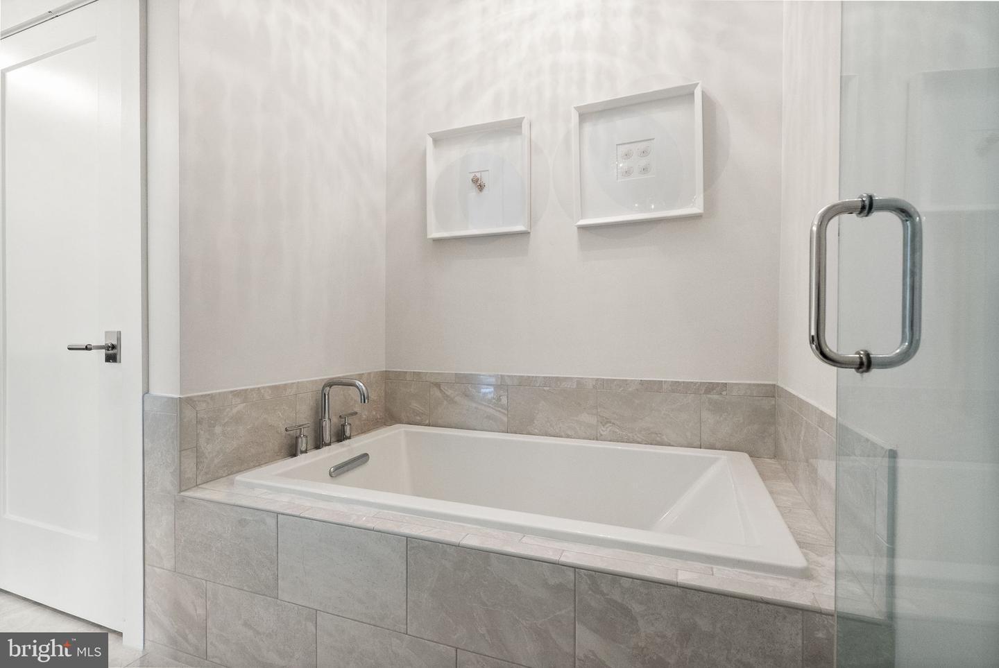 20304 NORTHPARK DR, ASHBURN, Virginia 20147, 5 Bedrooms Bedrooms, ,4 BathroomsBathrooms,Residential,For sale,20304 NORTHPARK DR,VALO2108398 MLS # VALO2108398