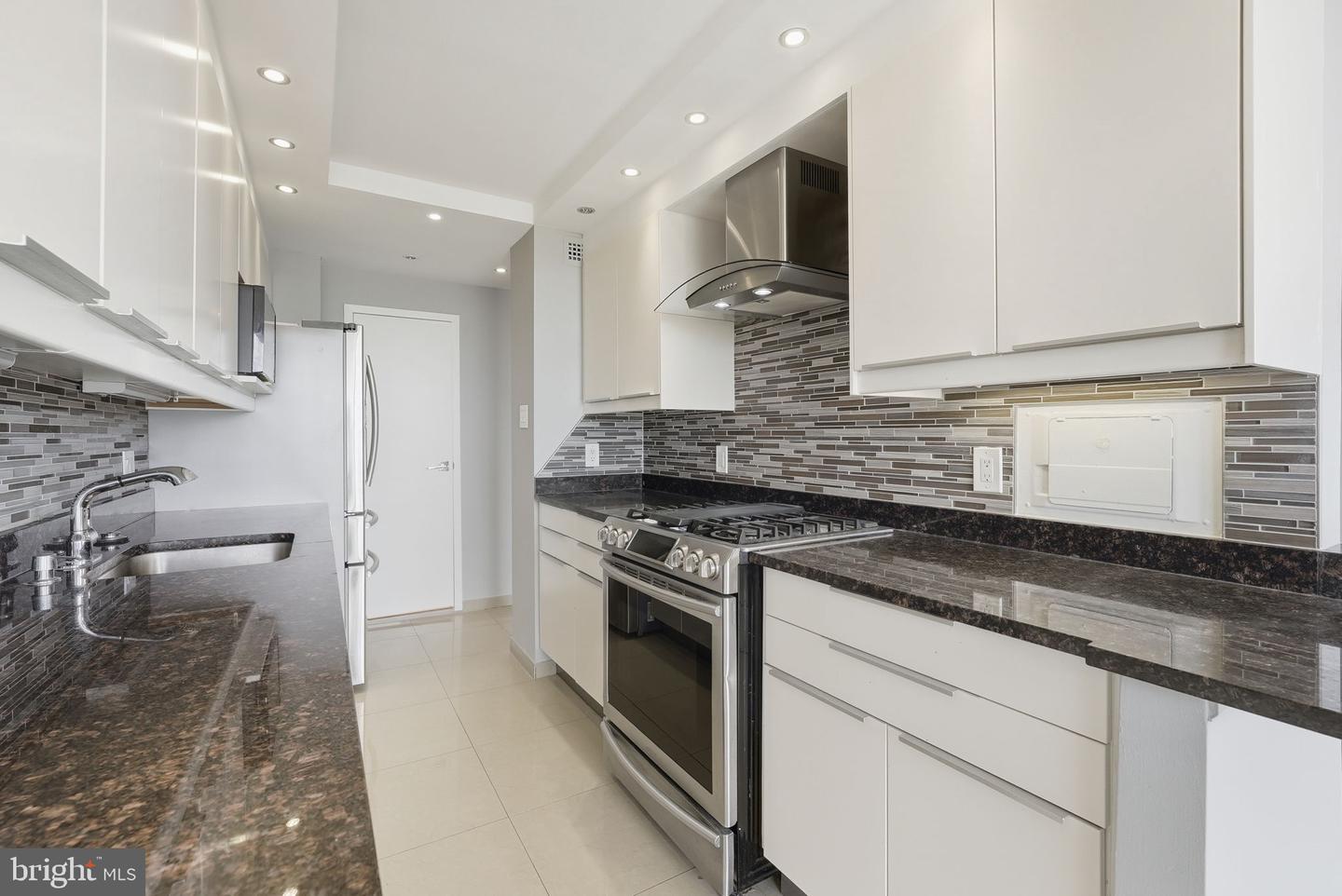 301 N BEAUREGARD ST #1508, ALEXANDRIA, Virginia 22312, 2 Bedrooms Bedrooms, ,2 BathroomsBathrooms,Residential,For sale,301 N BEAUREGARD ST #1508,VAAX2050620 MLS # VAAX2050620 301 N BEAUREGARD ST #1508, ALEXANDRIA, Virginia 22312, 2 Bedrooms Bedrooms, ,2 BathroomsBathrooms,Residential,For sale,301 N BEAUREGARD ST #1508,VAAX2050620 MLS # VAAX2050620