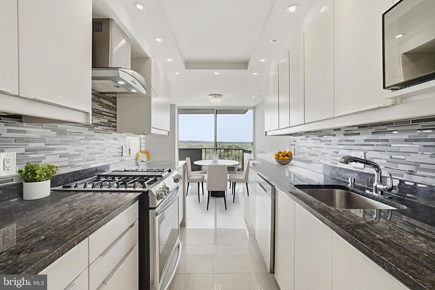 301 N BEAUREGARD ST #1508, ALEXANDRIA, Virginia 22312, 2 Bedrooms Bedrooms, ,2 BathroomsBathrooms,Residential,For sale,301 N BEAUREGARD ST #1508,VAAX2050620 MLS # VAAX2050620 301 N BEAUREGARD ST #1508, ALEXANDRIA, Virginia 22312, 2 Bedrooms Bedrooms, ,2 BathroomsBathrooms,Residential,For sale,301 N BEAUREGARD ST #1508,VAAX2050620 MLS # VAAX2050620