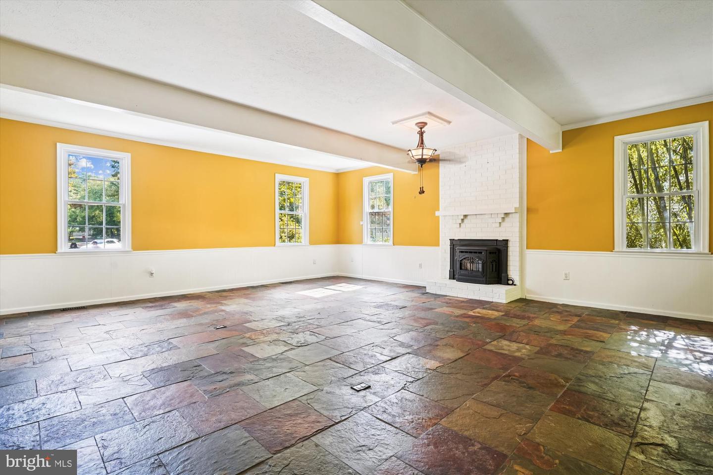 4710 PINECREST CT, DUMFRIES, Virginia 22025, 4 Bedrooms Bedrooms, ,3 BathroomsBathrooms,Residential,For sale,4710 PINECREST CT,VAPW2105544 MLS # VAPW2105544