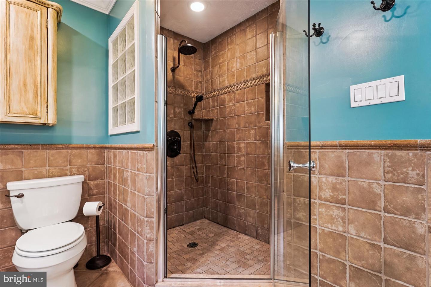 4710 PINECREST CT, DUMFRIES, Virginia 22025, 4 Bedrooms Bedrooms, ,3 BathroomsBathrooms,Residential,For sale,4710 PINECREST CT,VAPW2105544 MLS # VAPW2105544