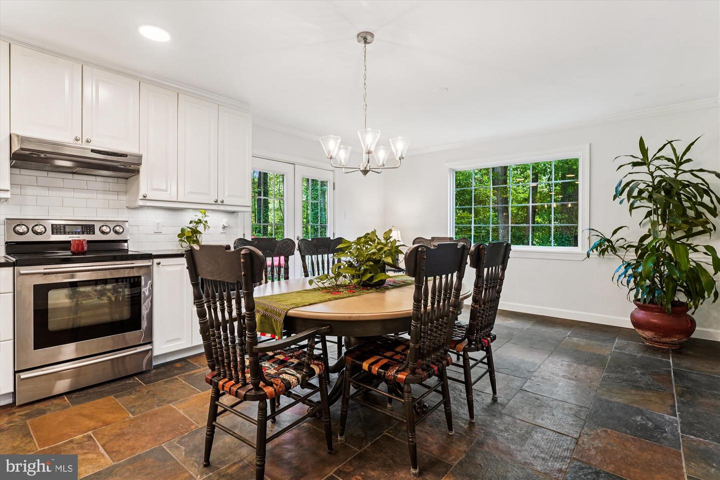 4710 PINECREST CT, DUMFRIES, Virginia 22025, 4 Bedrooms Bedrooms, ,3 BathroomsBathrooms,Residential,For sale,4710 PINECREST CT,VAPW2105544 MLS # VAPW2105544
