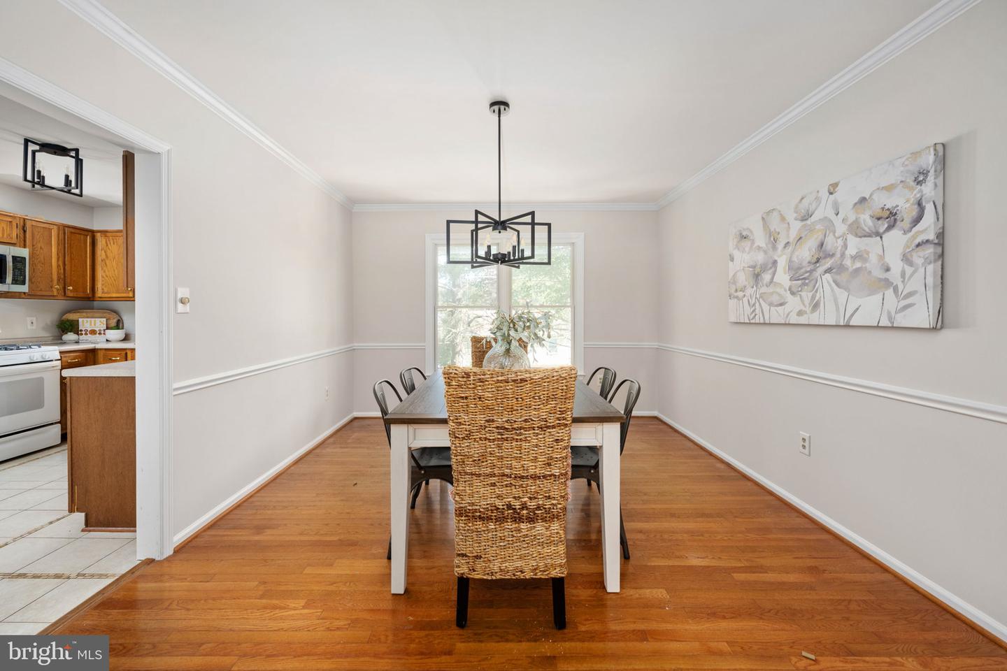 5613 MOUNT BURNSIDE WAY, BURKE, Virginia 22015, 4 Bedrooms Bedrooms, ,3 BathroomsBathrooms,Residential,For sale,5613 MOUNT BURNSIDE WAY,VAFX2273212 MLS # VAFX2273212