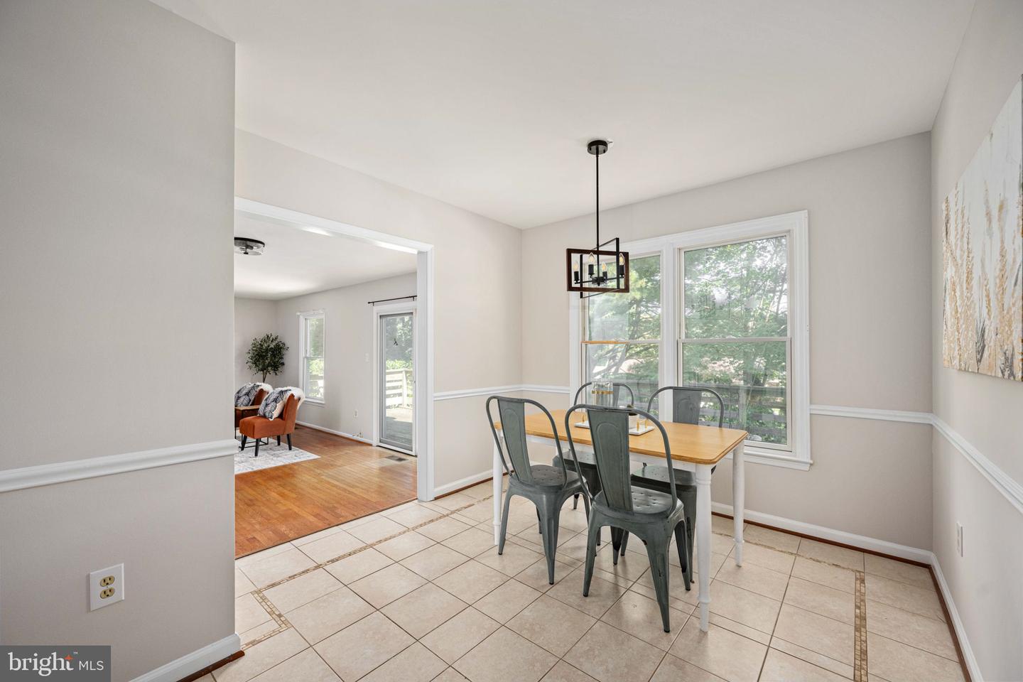 5613 MOUNT BURNSIDE WAY, BURKE, Virginia 22015, 4 Bedrooms Bedrooms, ,3 BathroomsBathrooms,Residential,For sale,5613 MOUNT BURNSIDE WAY,VAFX2273212 MLS # VAFX2273212