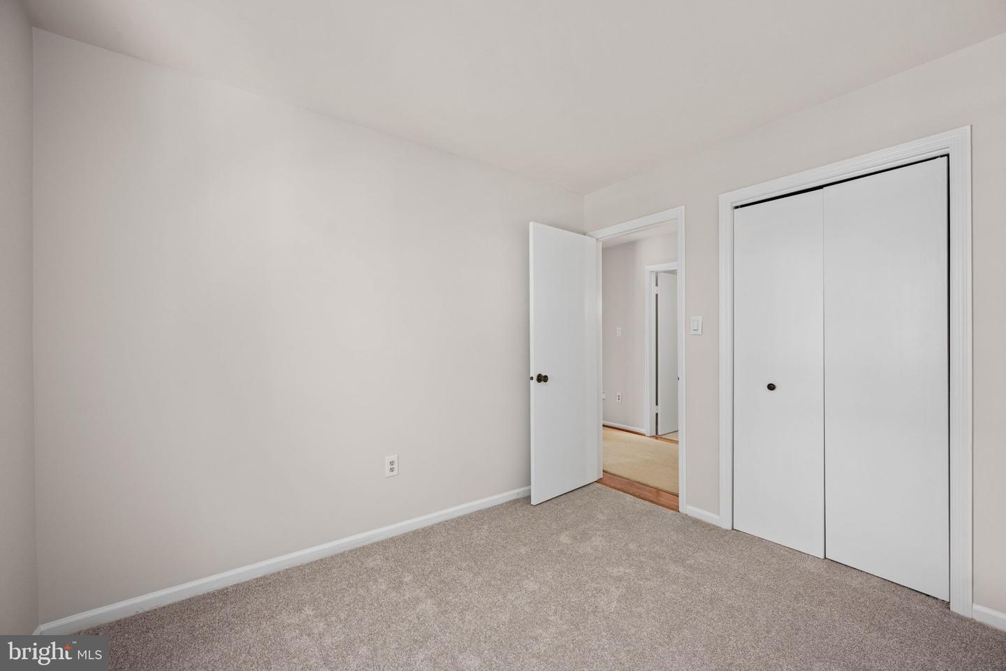 5613 MOUNT BURNSIDE WAY, BURKE, Virginia 22015, 4 Bedrooms Bedrooms, ,3 BathroomsBathrooms,Residential,For sale,5613 MOUNT BURNSIDE WAY,VAFX2273212 MLS # VAFX2273212
