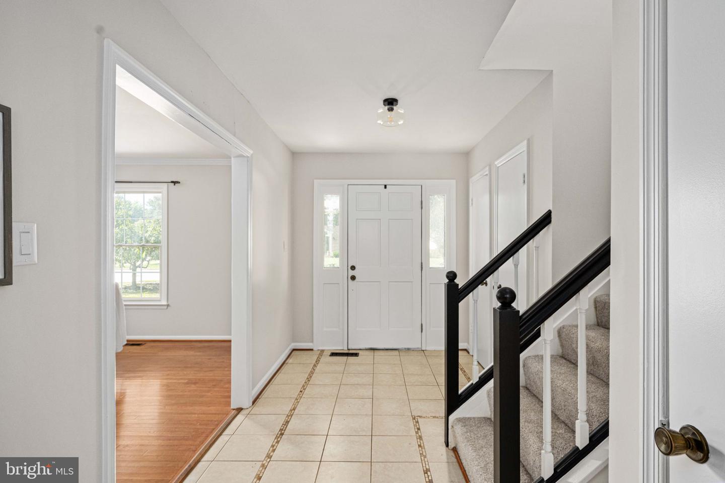 5613 MOUNT BURNSIDE WAY, BURKE, Virginia 22015, 4 Bedrooms Bedrooms, ,3 BathroomsBathrooms,Residential,For sale,5613 MOUNT BURNSIDE WAY,VAFX2273212 MLS # VAFX2273212