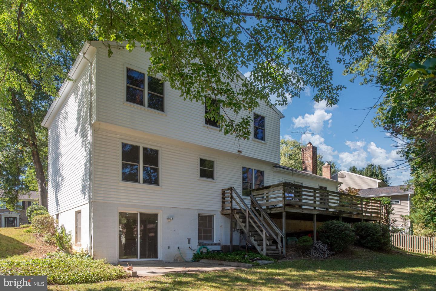 5613 MOUNT BURNSIDE WAY, BURKE, Virginia 22015, 4 Bedrooms Bedrooms, ,3 BathroomsBathrooms,Residential,For sale,5613 MOUNT BURNSIDE WAY,VAFX2273212 MLS # VAFX2273212