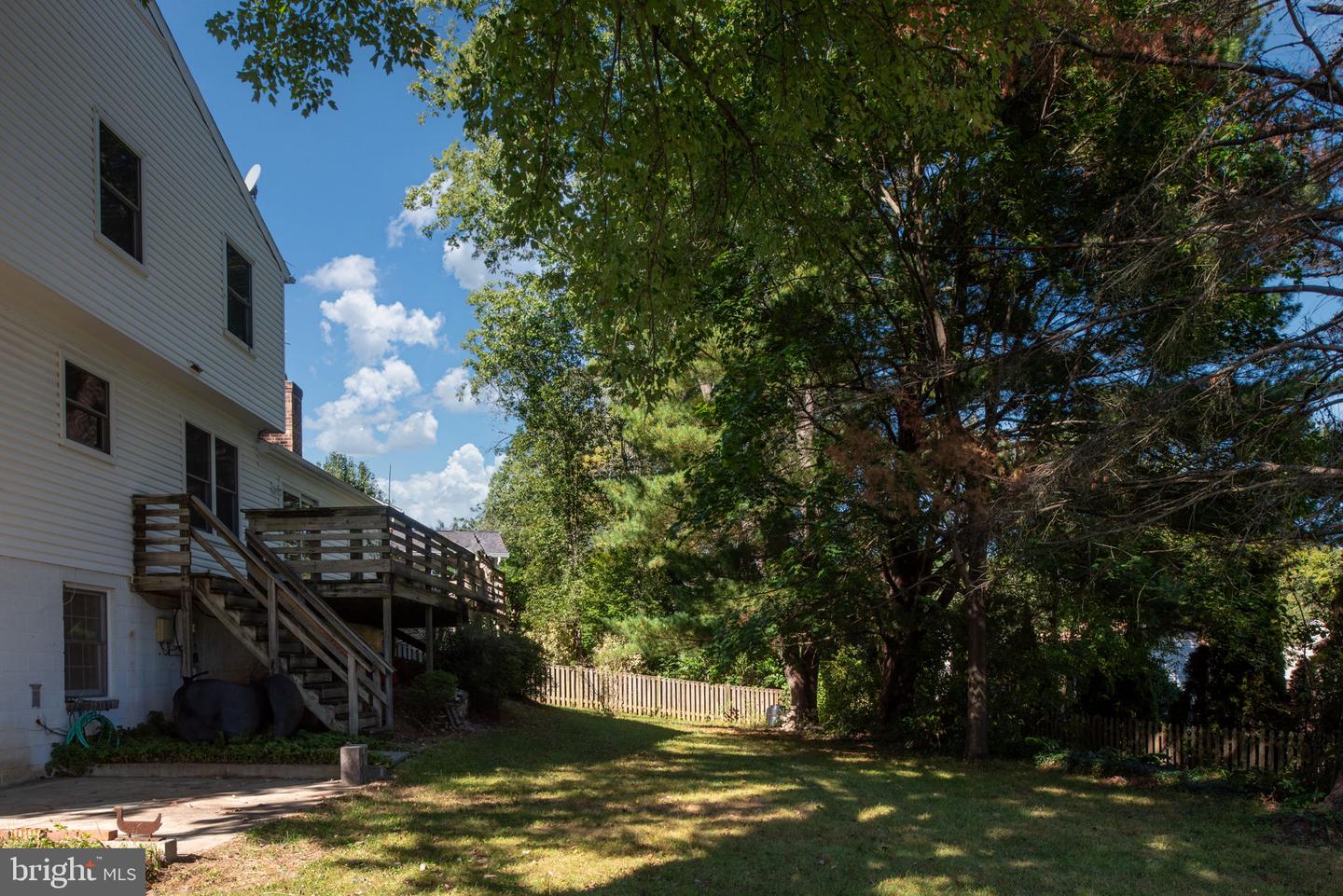 5613 MOUNT BURNSIDE WAY, BURKE, Virginia 22015, 4 Bedrooms Bedrooms, ,3 BathroomsBathrooms,Residential,For sale,5613 MOUNT BURNSIDE WAY,VAFX2273212 MLS # VAFX2273212