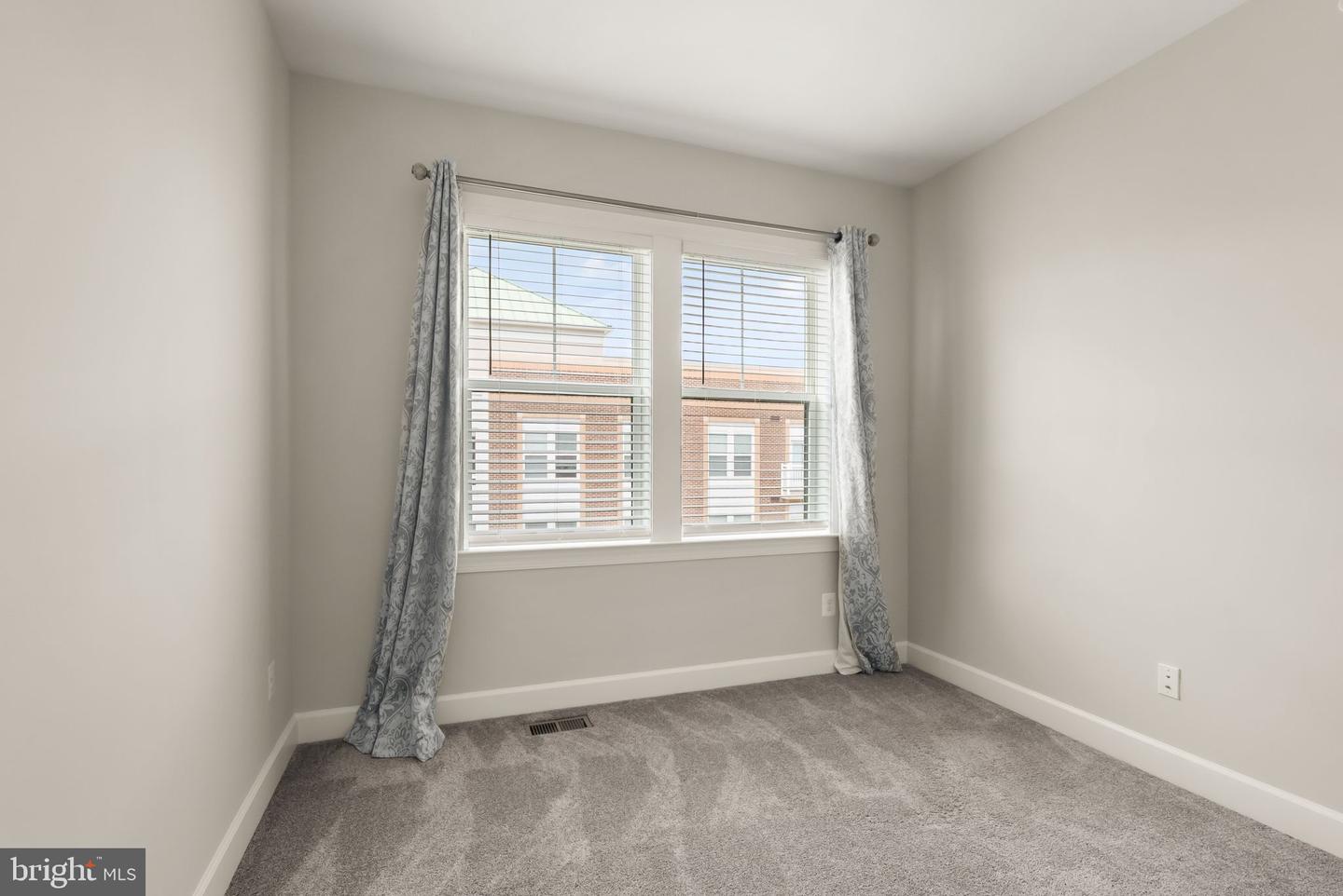 20702 WOOD QUAY DR, STERLING, Virginia 20166, 3 Bedrooms Bedrooms, ,2 BathroomsBathrooms,Residential,For sale,20702 WOOD QUAY DR,VALO2108420 MLS # VALO2108420