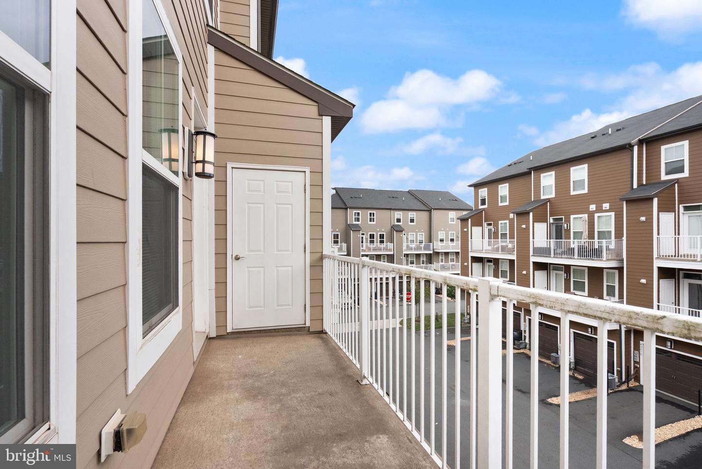 20702 WOOD QUAY DR, STERLING, Virginia 20166, 3 Bedrooms Bedrooms, ,2 BathroomsBathrooms,Residential,For sale,20702 WOOD QUAY DR,VALO2108420 MLS # VALO2108420