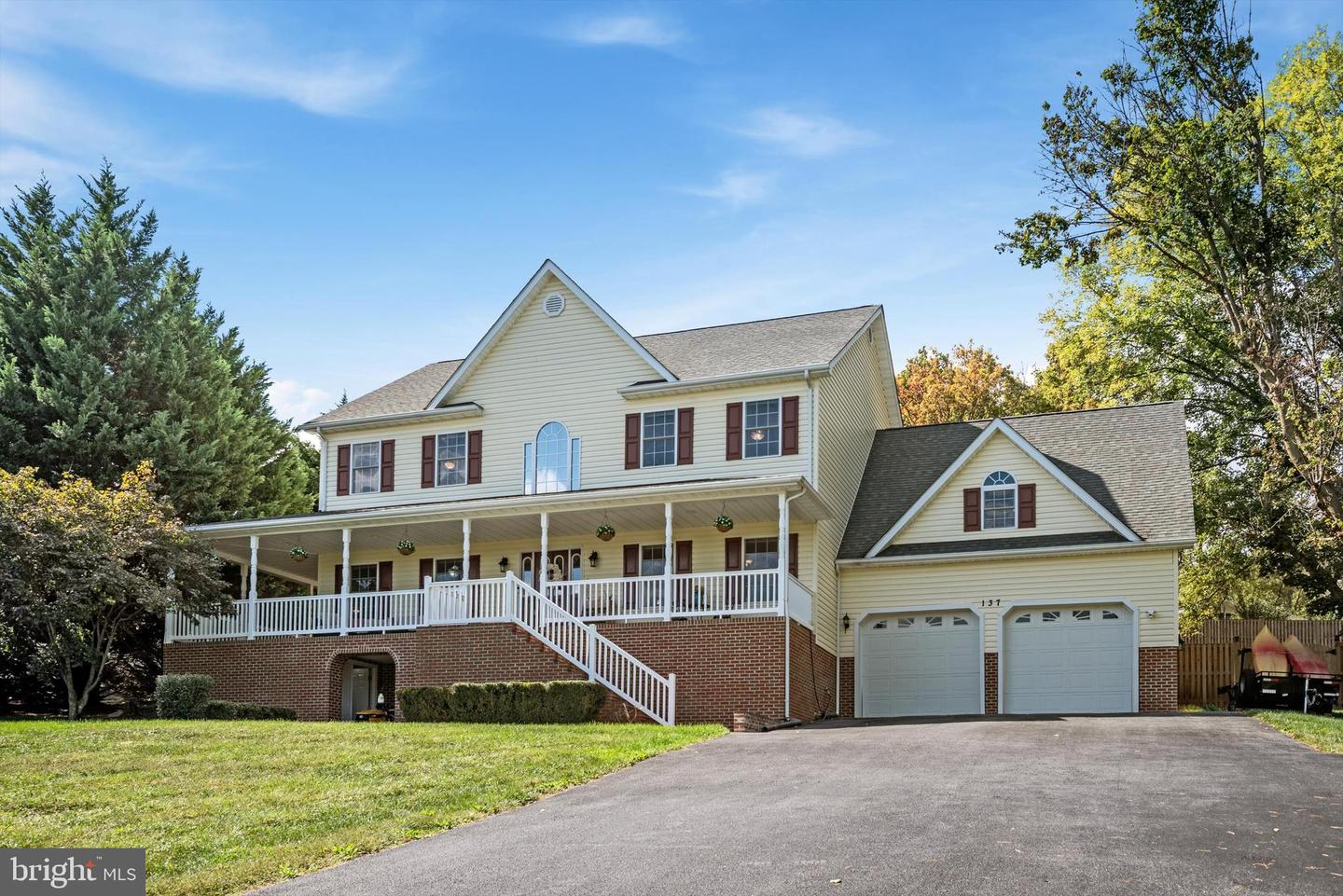 137 STONEBROOK RD, WINCHESTER, Virginia 22602, 4 Bedrooms Bedrooms, ,4 BathroomsBathrooms,Residential,For sale,137 STONEBROOK RD,VAFV2037266 MLS # VAFV2037266