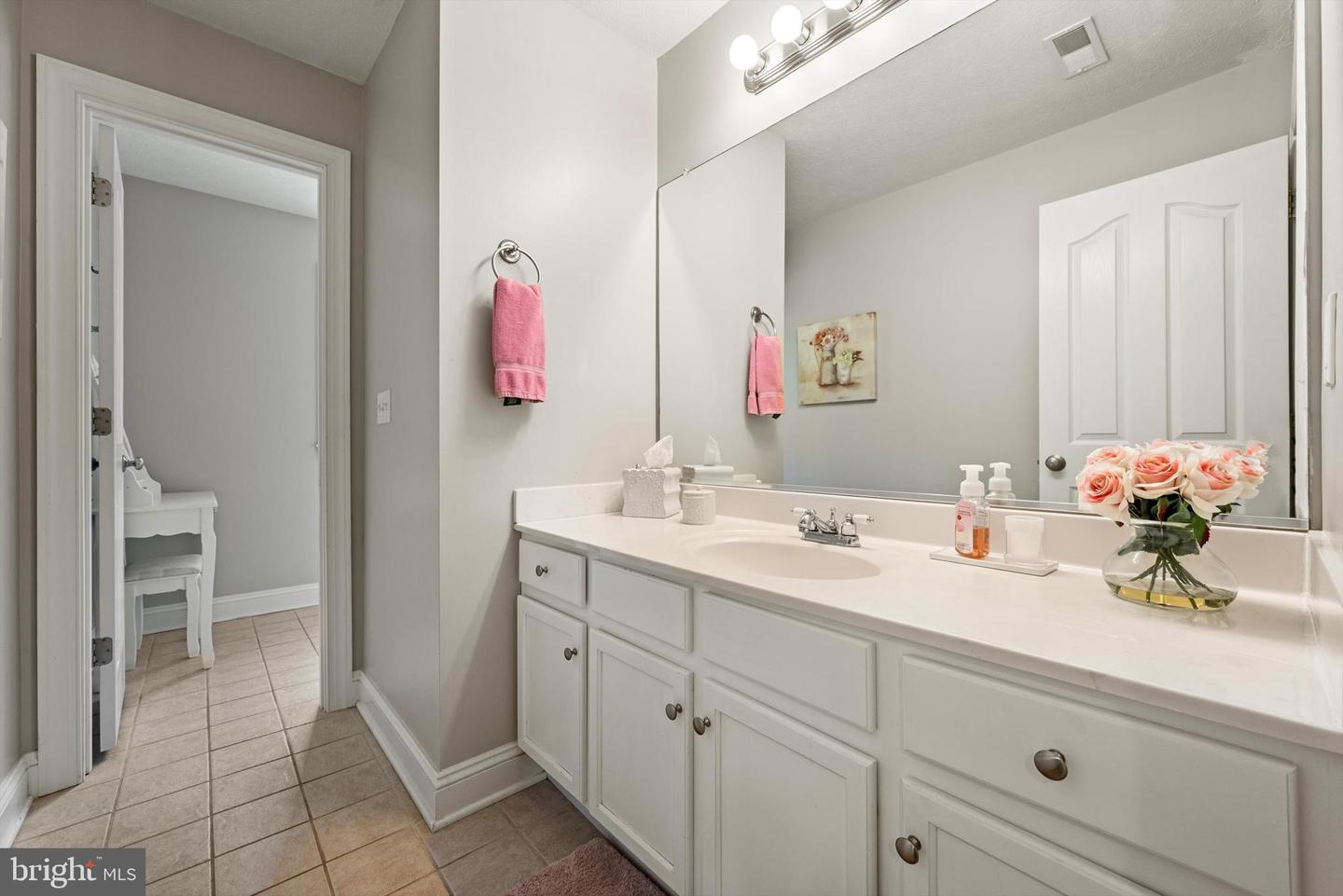 137 STONEBROOK RD, WINCHESTER, Virginia 22602, 4 Bedrooms Bedrooms, ,4 BathroomsBathrooms,Residential,For sale,137 STONEBROOK RD,VAFV2037266 MLS # VAFV2037266