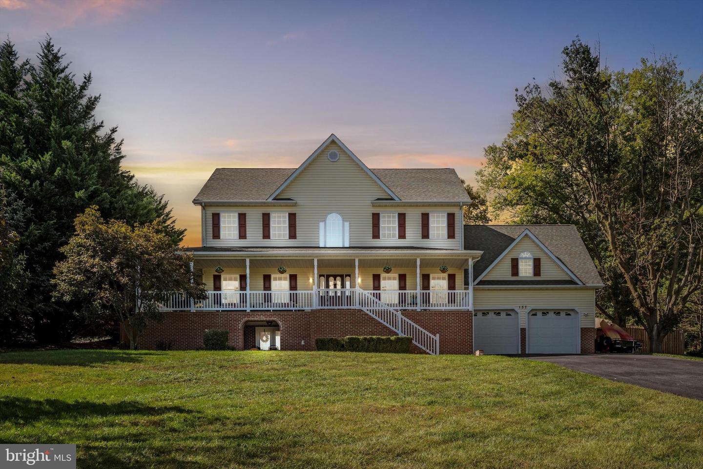 137 STONEBROOK RD, WINCHESTER, Virginia 22602, 4 Bedrooms Bedrooms, ,4 BathroomsBathrooms,Residential,For sale,137 STONEBROOK RD,VAFV2037266 MLS # VAFV2037266