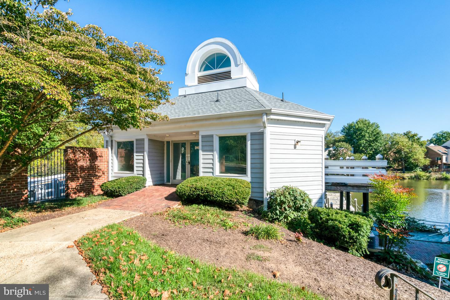 7598-L LAKESIDE VILLAGE DR #L, FALLS CHURCH, Virginia 22042, 1 Bedroom Bedrooms, 5 Rooms Rooms,1 BathroomBathrooms,Residential,For sale,7598-L LAKESIDE VILLAGE DR #L,VAFX2273278 MLS # VAFX2273278