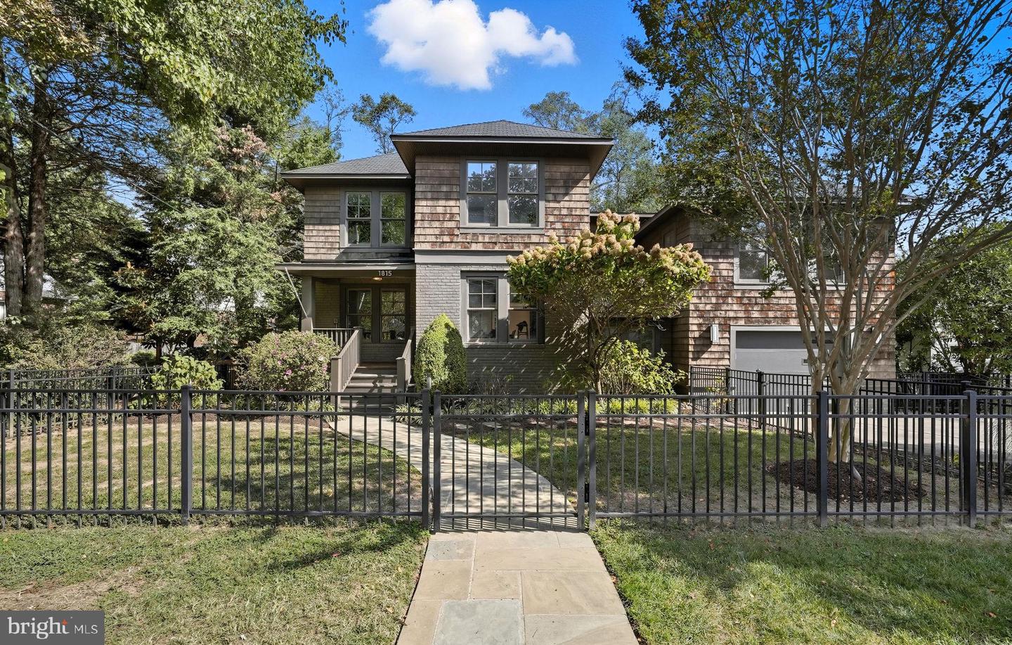 1815 N UTAH ST, ARLINGTON, Virginia 22207, 4 Bedrooms Bedrooms, ,3 BathroomsBathrooms,Residential,For sale,1815 N UTAH ST,VAAR2064756 MLS # VAAR2064756