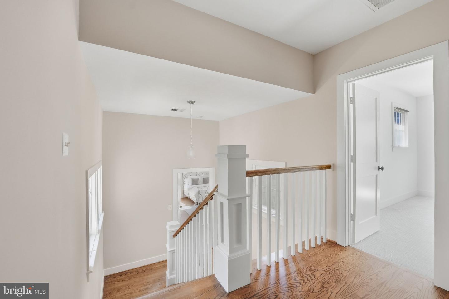 1815 N UTAH ST, ARLINGTON, Virginia 22207, 4 Bedrooms Bedrooms, ,3 BathroomsBathrooms,Residential,For sale,1815 N UTAH ST,VAAR2064756 MLS # VAAR2064756