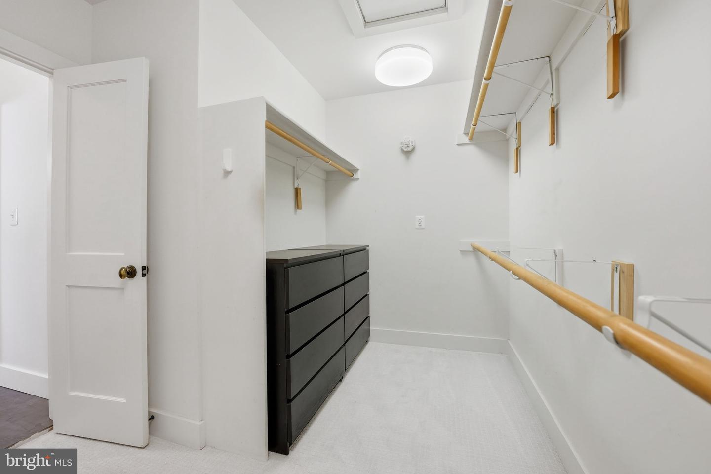 1815 N UTAH ST, ARLINGTON, Virginia 22207, 4 Bedrooms Bedrooms, ,3 BathroomsBathrooms,Residential,For sale,1815 N UTAH ST,VAAR2064756 MLS # VAAR2064756