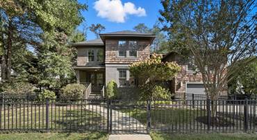 1815 N UTAH ST, ARLINGTON, Virginia 22207, 4 Bedrooms Bedrooms, ,3 BathroomsBathrooms,Residential,For sale,1815 N UTAH ST,VAAR2064756 MLS # VAAR2064756