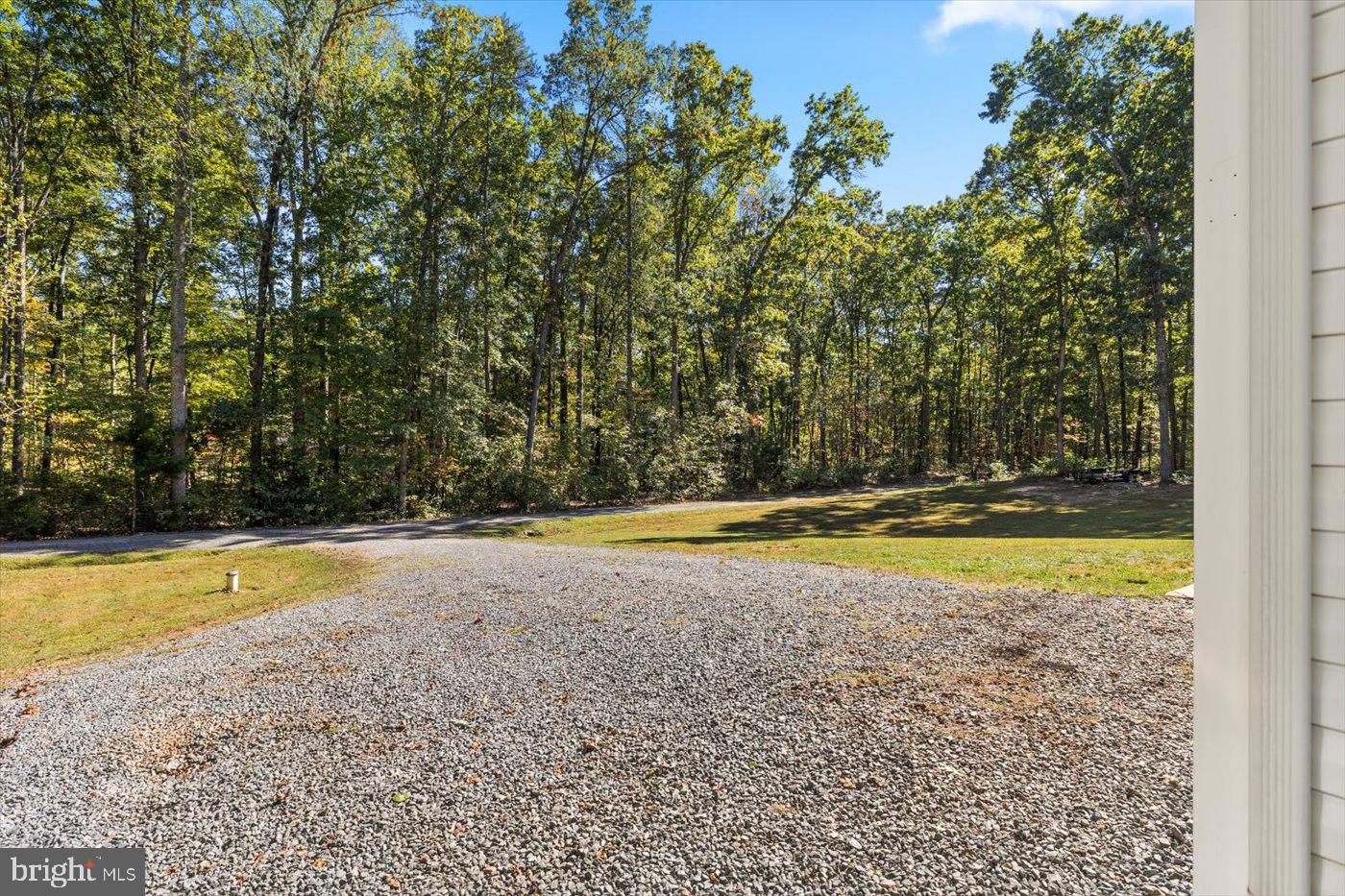 9406 AMERICA LN, SPOTSYLVANIA, Virginia 22551, 4 Bedrooms Bedrooms, ,2 BathroomsBathrooms,Residential,For sale,9406 AMERICA LN,VASP2036788 MLS # VASP2036788