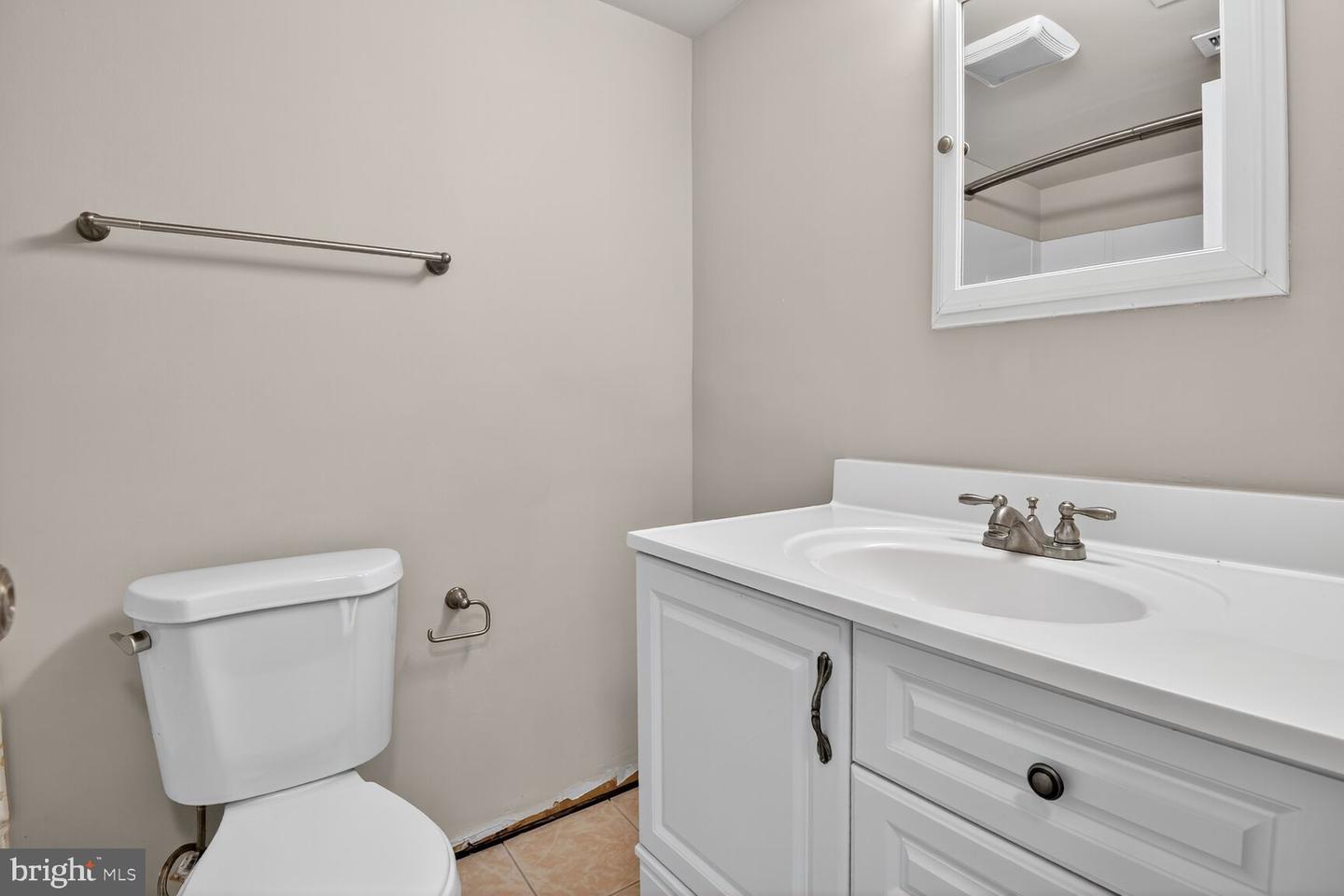 2907 CHARING CROSS RD #14, FALLS CHURCH, Virginia 22042, 1 Bedroom Bedrooms, ,1 BathroomBathrooms,Residential,For sale,2907 CHARING CROSS RD #14,VAFX2273408 MLS # VAFX2273408