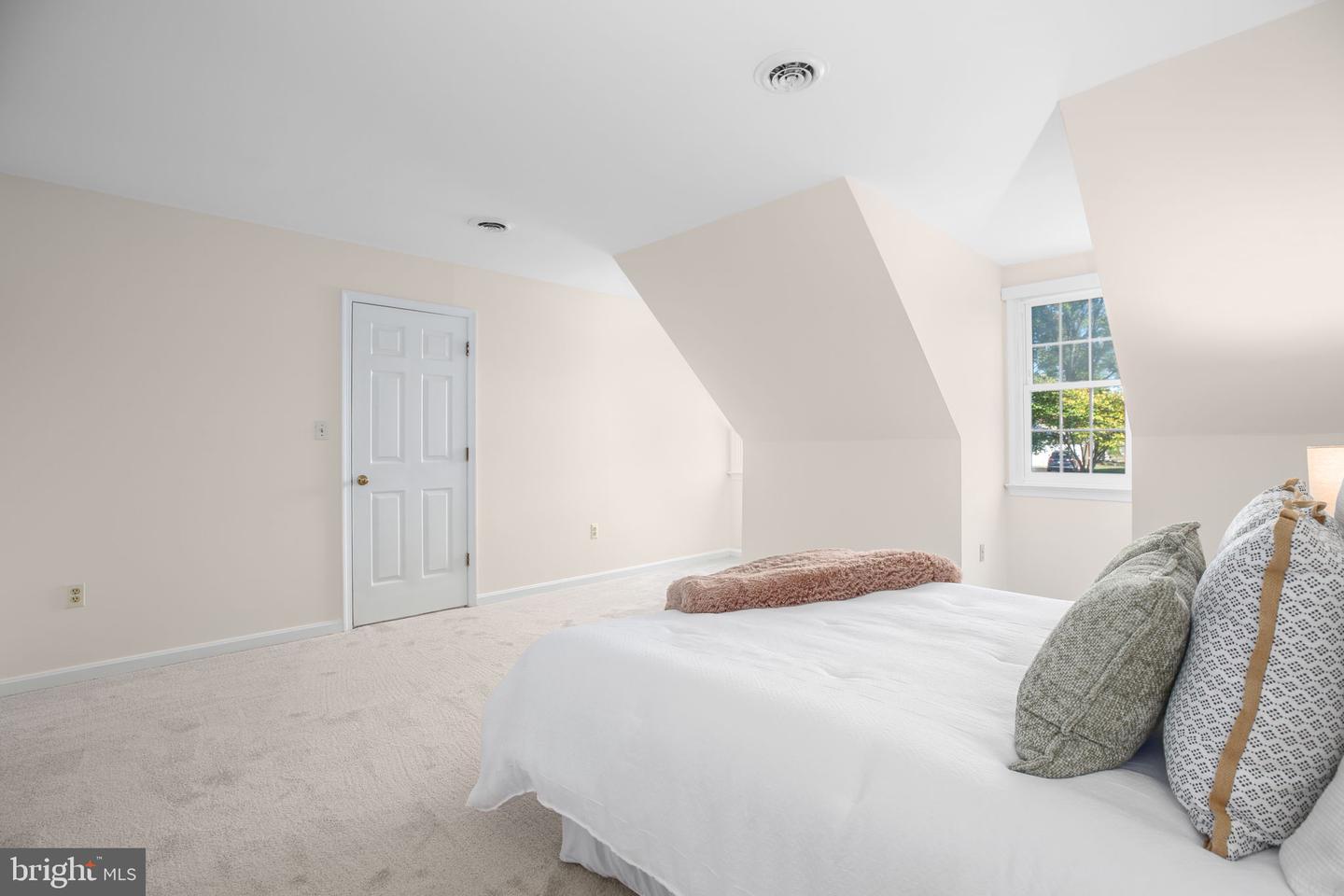 11814 ROOSEVELT RD, FREDERICKSBURG, Virginia 22407, 3 Bedrooms Bedrooms, ,2 BathroomsBathrooms,Residential,For sale,11814 ROOSEVELT RD,VASP2036804 MLS # VASP2036804