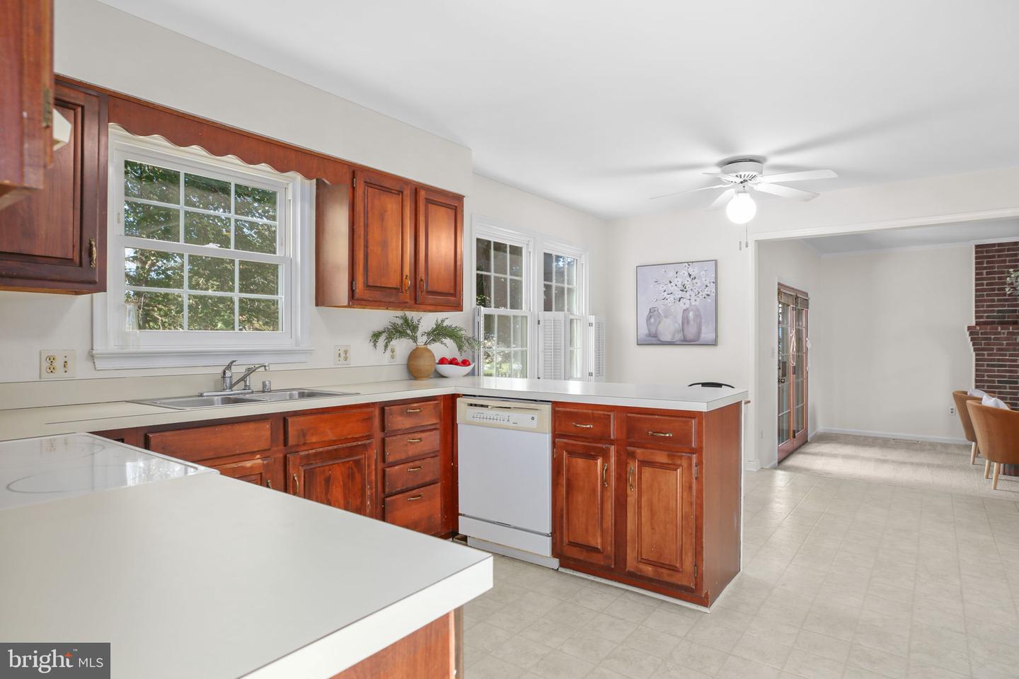 11814 ROOSEVELT RD, FREDERICKSBURG, Virginia 22407, 3 Bedrooms Bedrooms, ,2 BathroomsBathrooms,Residential,For sale,11814 ROOSEVELT RD,VASP2036804 MLS # VASP2036804
