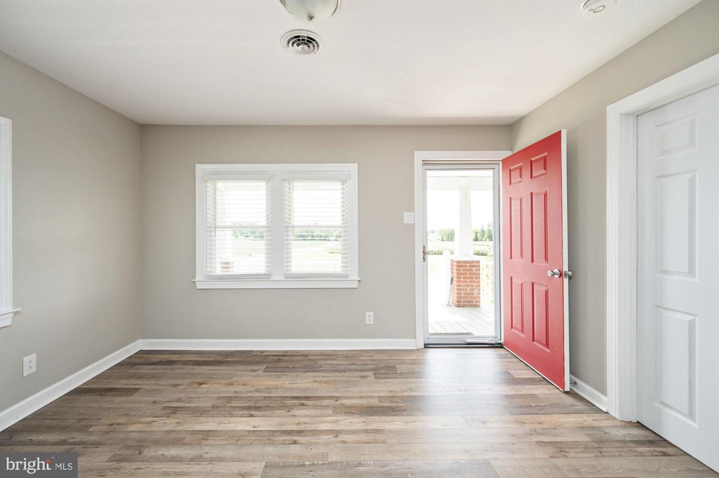 161 FOREST LANE RD, FREDERICKSBURG, Virginia 22405, 2 Bedrooms Bedrooms, ,3 BathroomsBathrooms,Residential,For sale,161 FOREST LANE RD,VAST2043394 MLS # VAST2043394