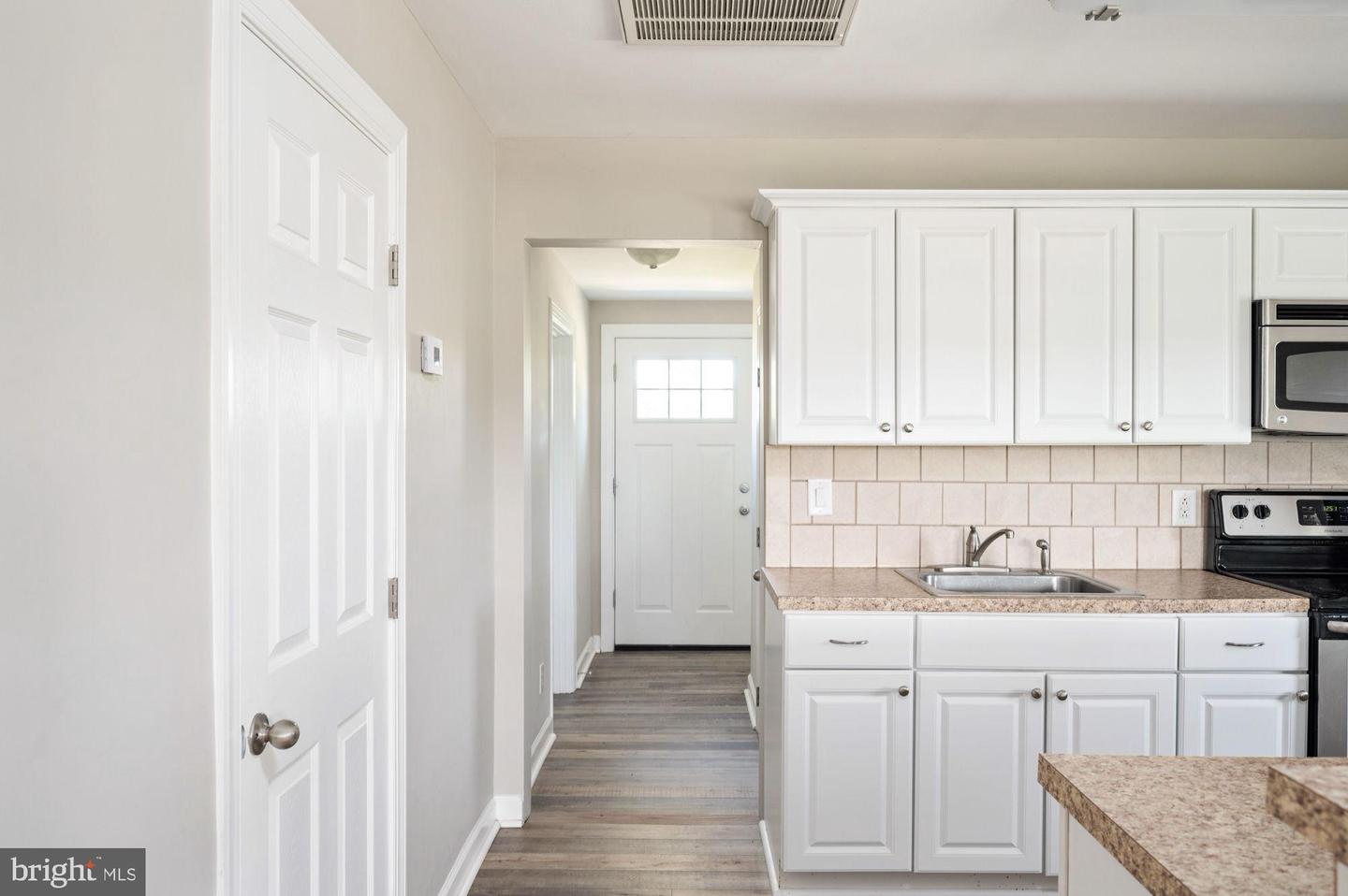 161 FOREST LANE RD, FREDERICKSBURG, Virginia 22405, 2 Bedrooms Bedrooms, ,3 BathroomsBathrooms,Residential,For sale,161 FOREST LANE RD,VAST2043394 MLS # VAST2043394