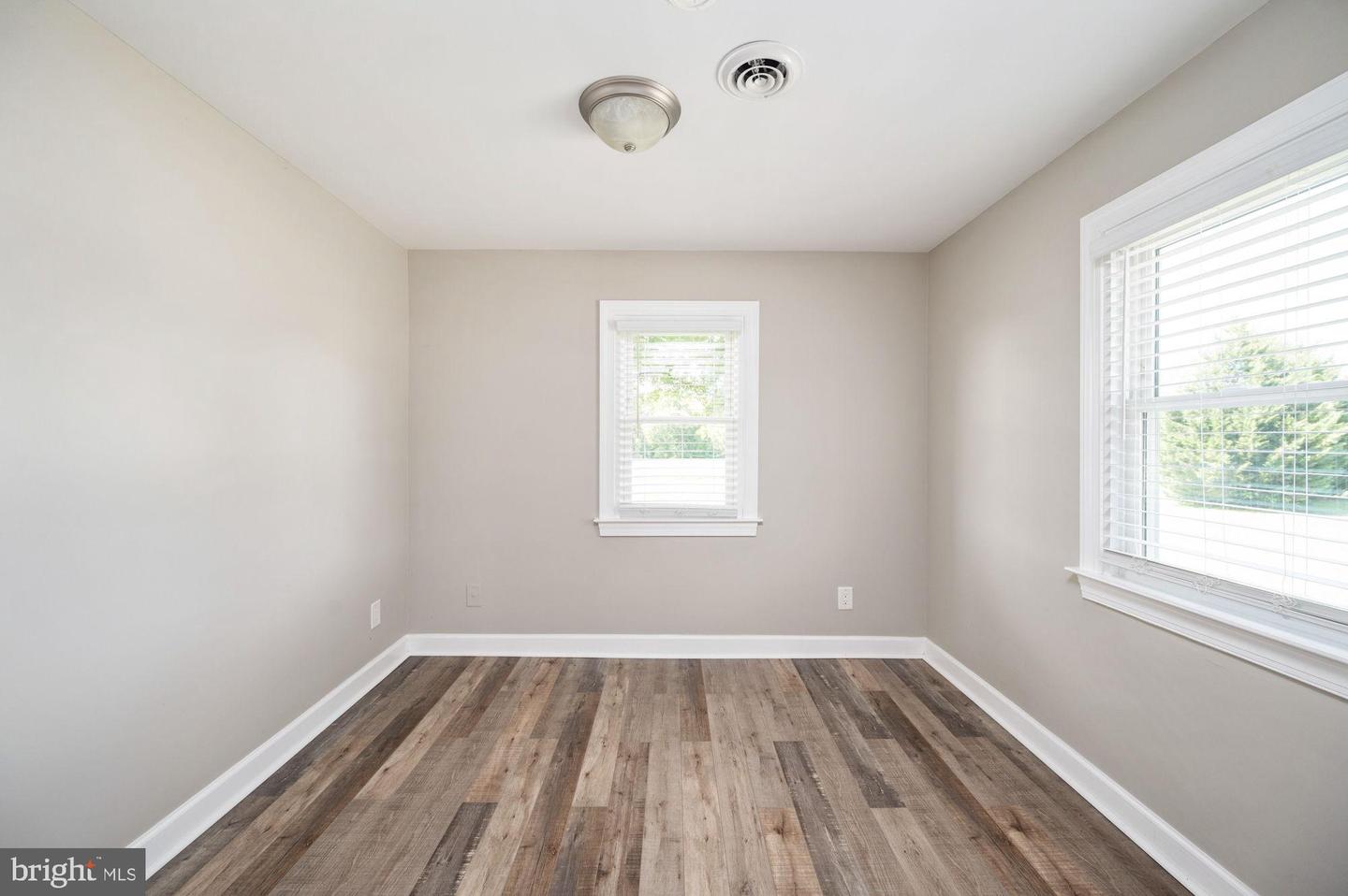 161 FOREST LANE RD, FREDERICKSBURG, Virginia 22405, 2 Bedrooms Bedrooms, ,3 BathroomsBathrooms,Residential,For sale,161 FOREST LANE RD,VAST2043394 MLS # VAST2043394