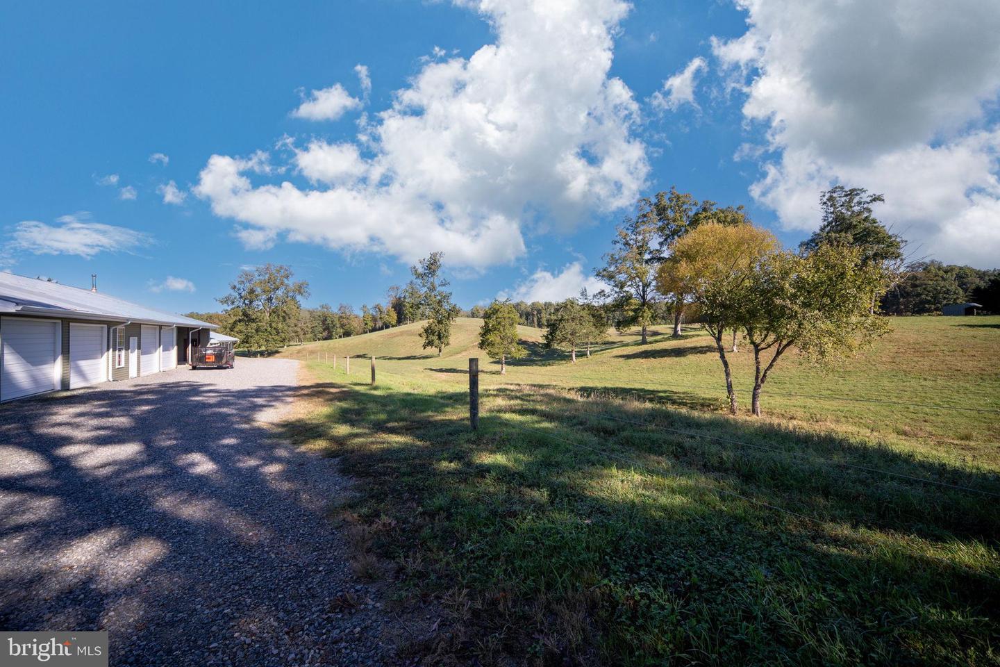 161 FOREST LANE RD, FREDERICKSBURG, Virginia 22405, 2 Bedrooms Bedrooms, ,3 BathroomsBathrooms,Residential,For sale,161 FOREST LANE RD,VAST2043394 MLS # VAST2043394