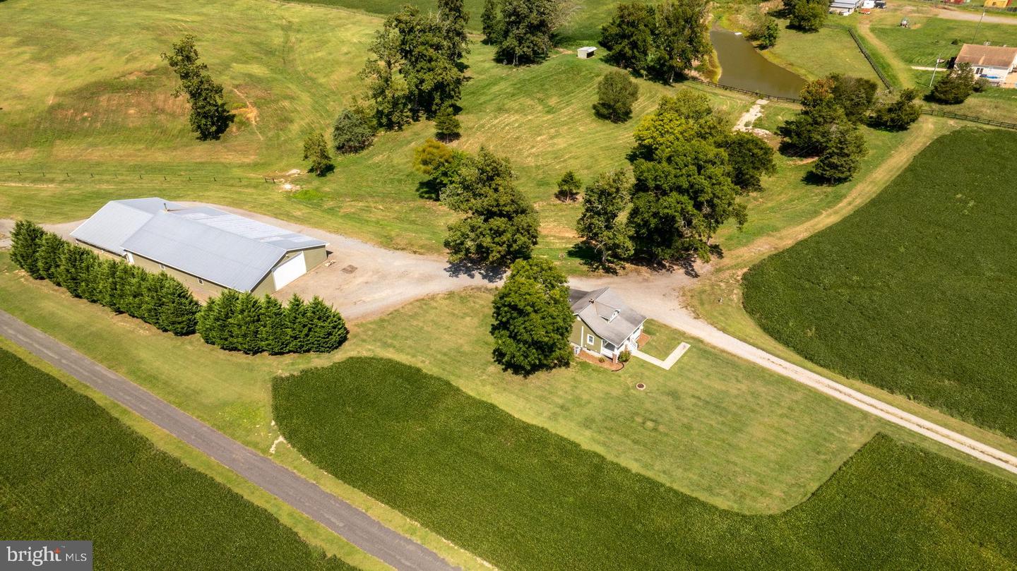 161 FOREST LANE RD, FREDERICKSBURG, Virginia 22405, 2 Bedrooms Bedrooms, ,3 BathroomsBathrooms,Residential,For sale,161 FOREST LANE RD,VAST2043394 MLS # VAST2043394