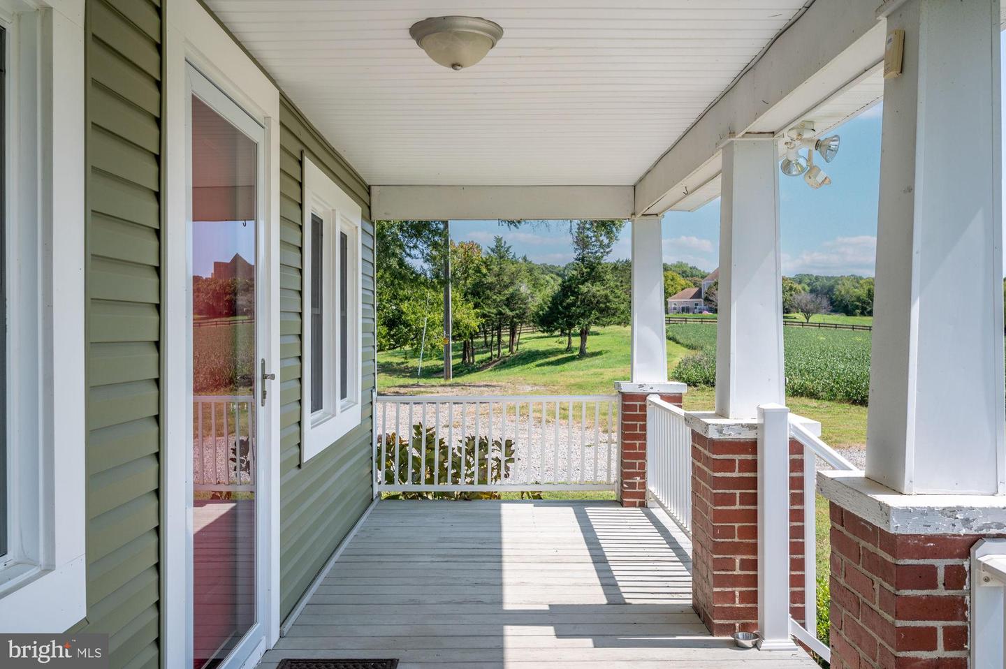 161 FOREST LANE RD, FREDERICKSBURG, Virginia 22405, 2 Bedrooms Bedrooms, ,3 BathroomsBathrooms,Residential,For sale,161 FOREST LANE RD,VAST2043394 MLS # VAST2043394